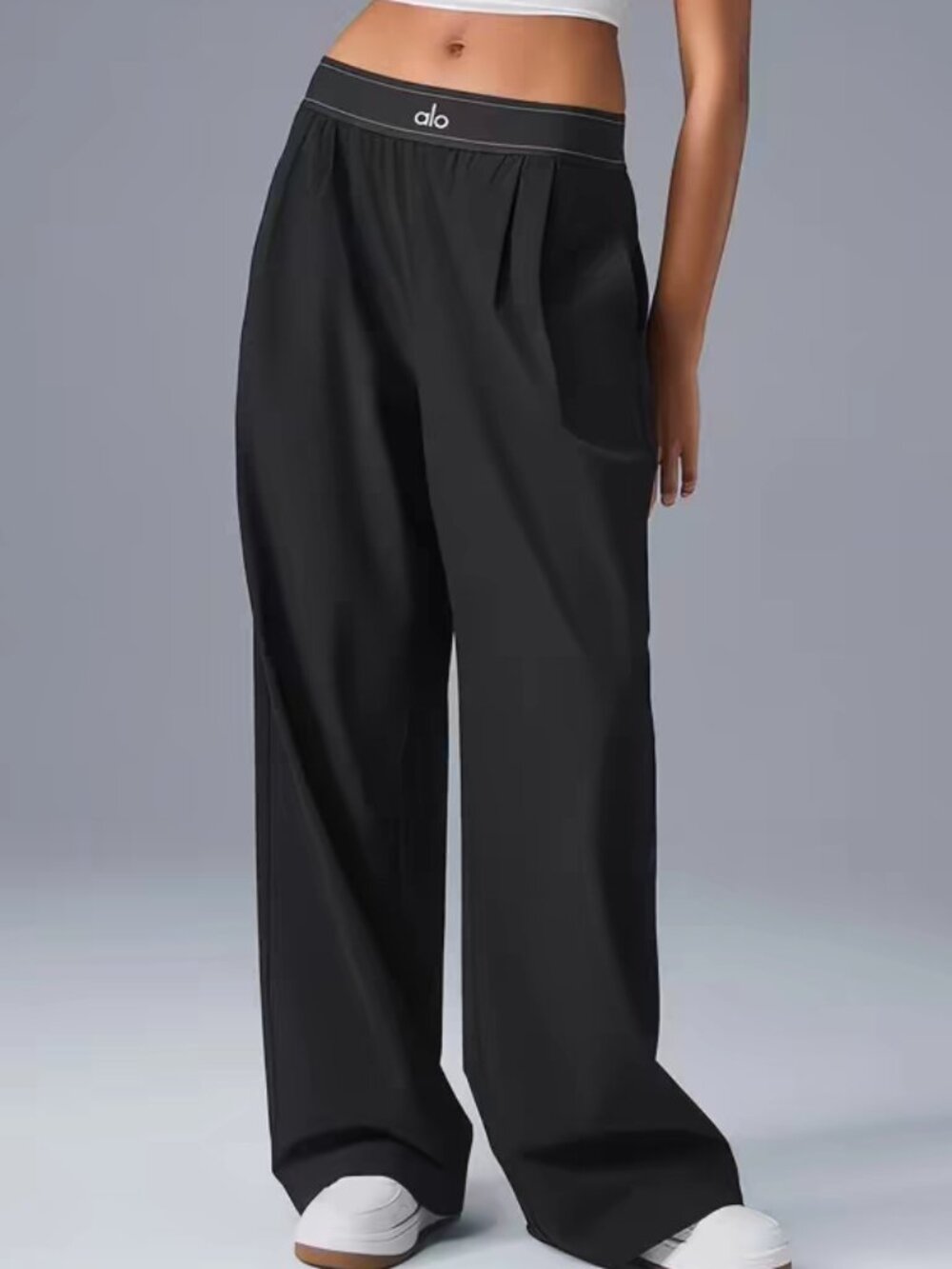 Alo Yoga Women's 30-inch Pants Black NWT💓Classic, Chic, Soft (Regular)🔥